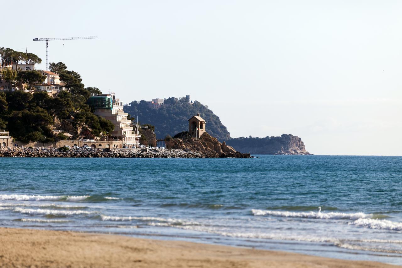 Eden Alaxi 3* Alassio